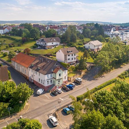 Landhotel Zum Niestetal Екстериор снимка